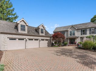 520 Christopher Dr, North Barrington, IL 60010