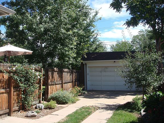 2 Car Garage