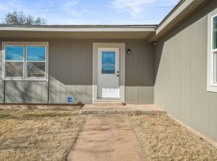 9608 Elgin Ave, Lubbock, TX 79423