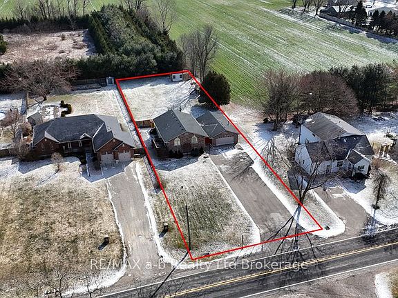 2nd image of 6744 Hacienda Rd