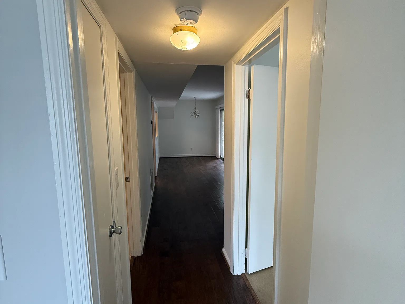 2 bed, 914 sqft, $1,350 — Photo 4
