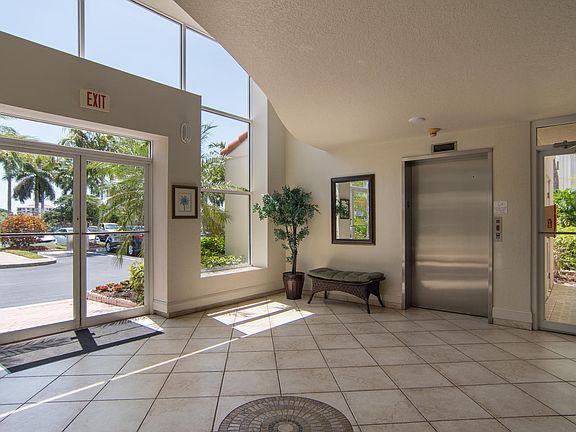 2nd image of 6083 Bahia Del Mar Cir APT 461