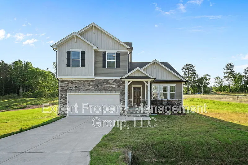 3 bed, 2.5 bath, 2277 sqft, $2,000 — Photo 2