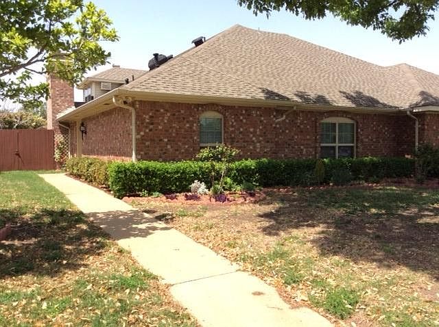 1st image of 3313 Wells Dr