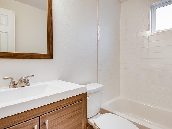 5th image of 2330 S University Blvd APT 201