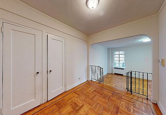 3rd image of 101 Cooper St APT 3R