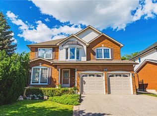 4153 Vermont Cres, Burlington, ON L7M 4A9