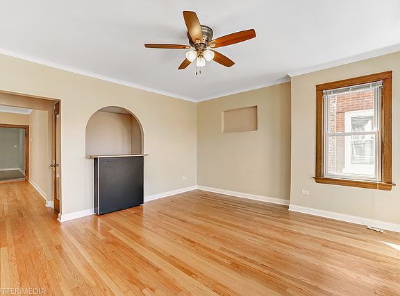 2nd image of 1811 Gunderson Ave