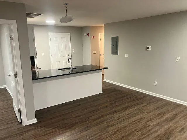 1636 Dixwell Ave #2 — Photo 19
