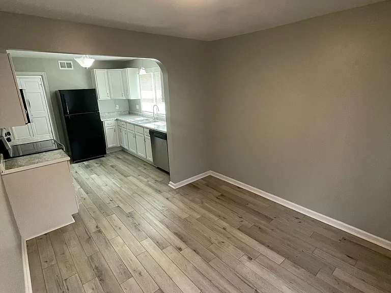 406 NE Grand Ave — Photo 5