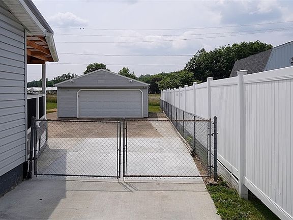 5th image of 7303 Virginia Dr