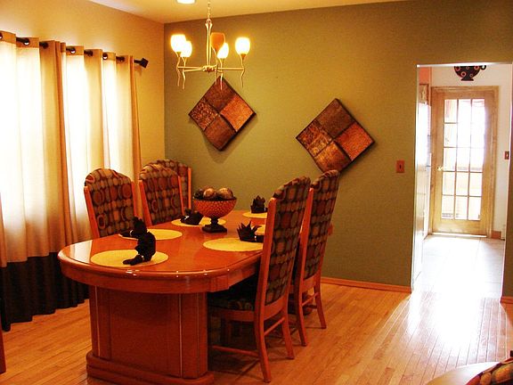 Spacious dining room