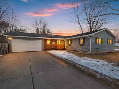 828 E Robin Ln, Shawano, WI, 54166