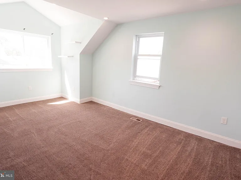 42 Grandview Dr — Photo 20