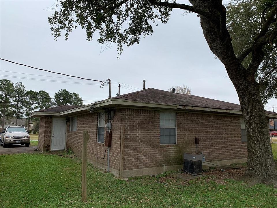 1st image of 7119 Lance Ave