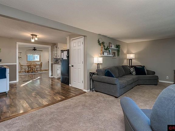 4th image of 102 Diane Dr