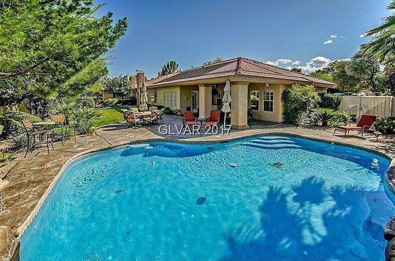 1st image of 2240 Shaw Cir