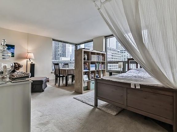 4th image of 440 N Wabash Ave APT 2003