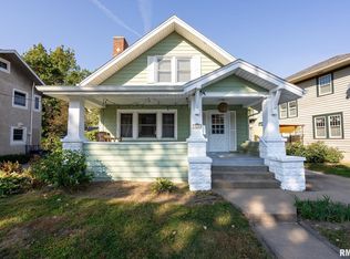 344 Forest Rd, Davenport, IA 52803