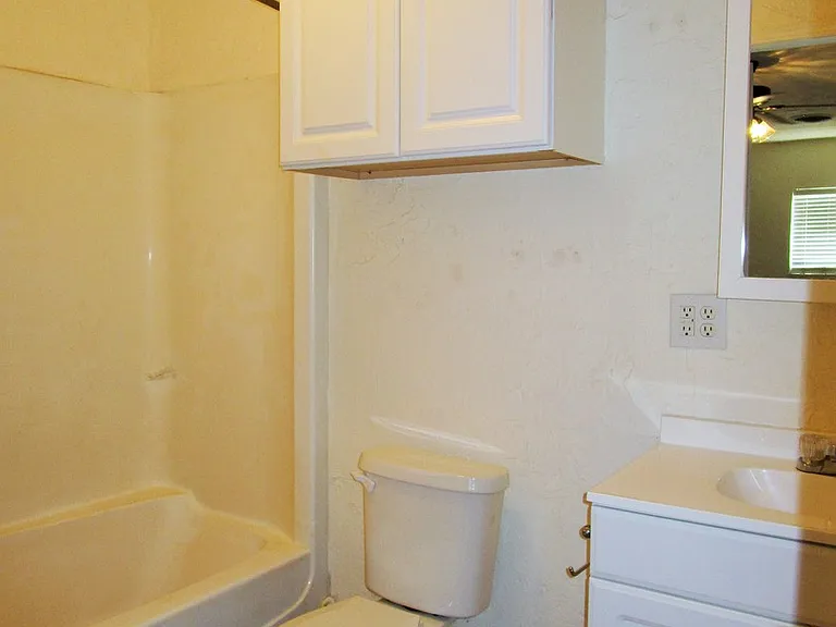 116 1/2 N Caddo St — Photo 14