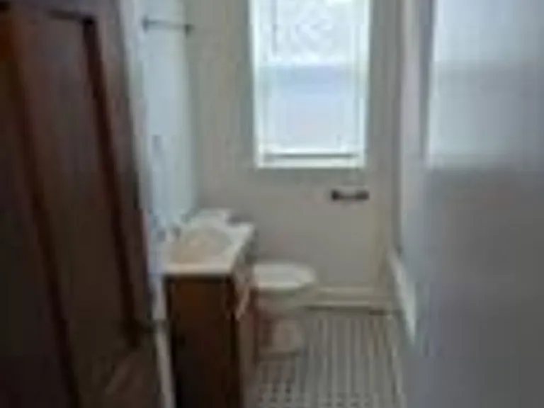 1445 S 81st St — Photo 6