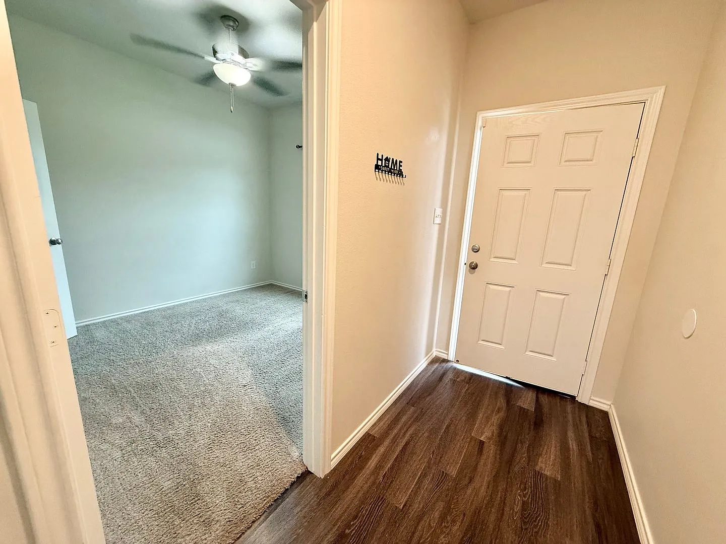 Like new 4-bed/2-bath! — Photo 3