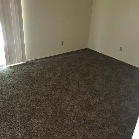 804 S Royall St #G — Photo 2
