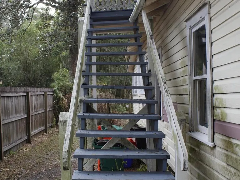 813 SE 2nd Ave #C — Photo 21