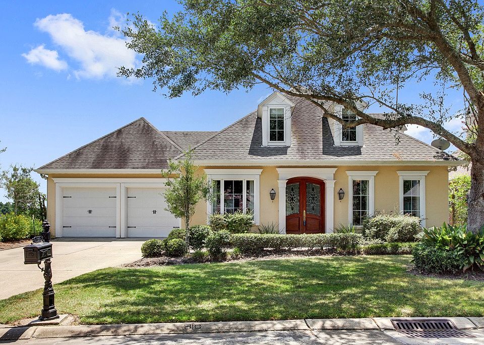 1st image of 122 Pinehurst Dr