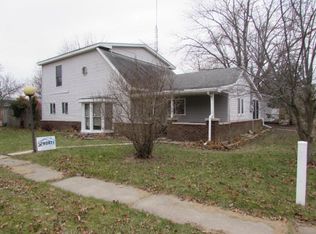 213 N Lane St, Potomac, IL 61865