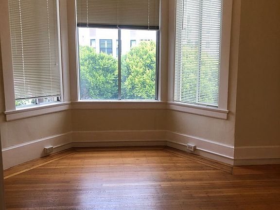 3rd image of 2027 Hyde St #7