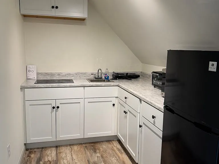 13 Morris Ln #I — Photo 1