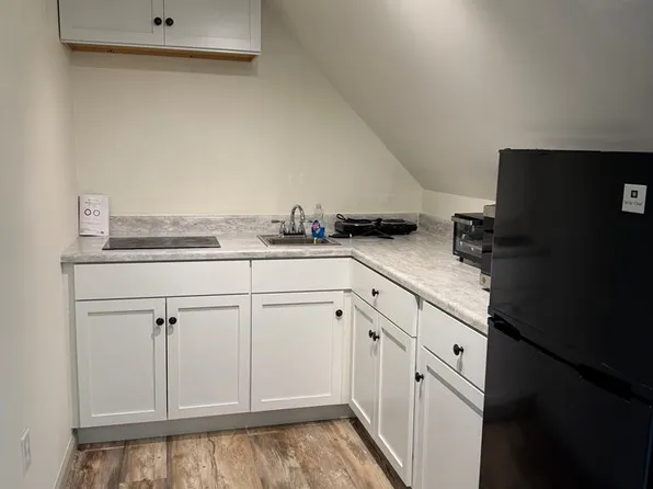 13 Morris Ln APT I, Wellsboro, PA 16901