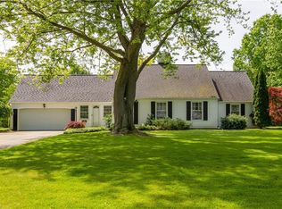 5518 Rosecliff Dr, Lorain, OH 44053