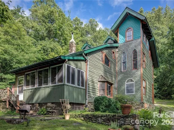 173 Camp Elliott Rd, Black Mountain, NC 28711