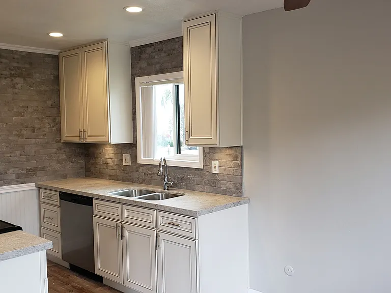 Villa Capri Apartments — Photo 7
