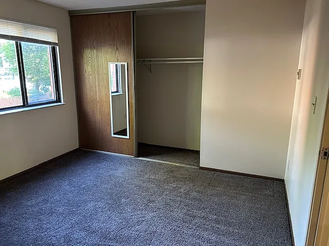 250 Tudor Ave #1A — Photo 6