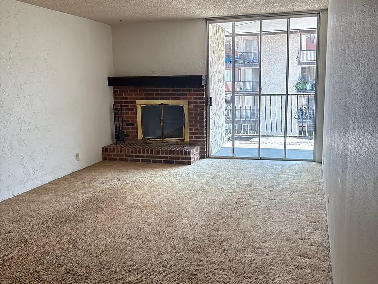 805 29th St #457 — Photo 3