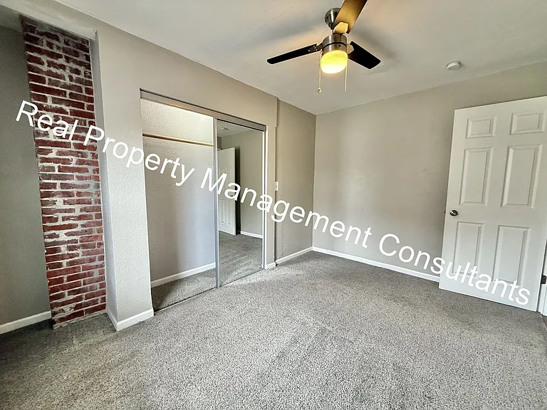 805 E 21st Ave #1S — Photo 20
