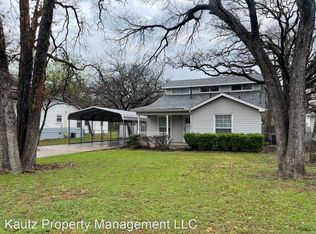 1124 Long Ave, River Oaks, TX 76114