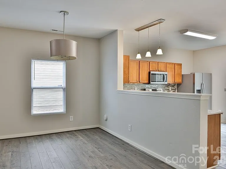 8946 Chalkstone Rd — Photo 11