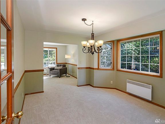 5th image of 5340 Diamond Pl NE