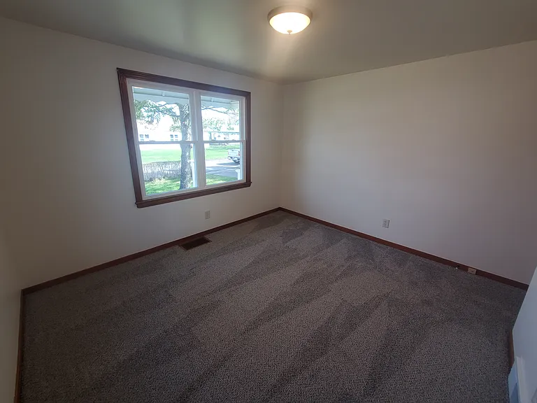 149 Fernald Ave — Photo 22