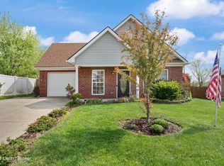 1021 Horse Shoe Dr, Shelbyville, KY 40065