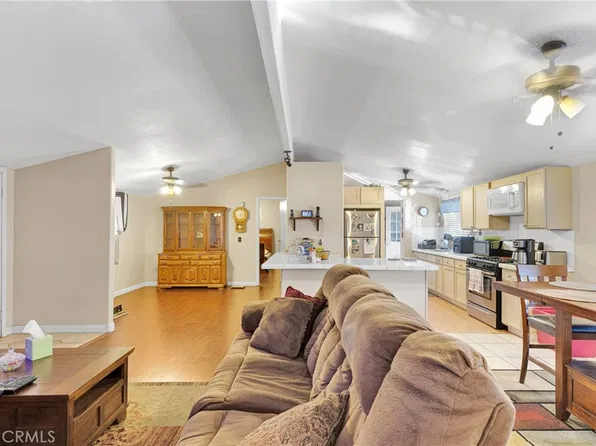 22838 Bear Valley Rd Space 117, Apple Valley, CA 92308