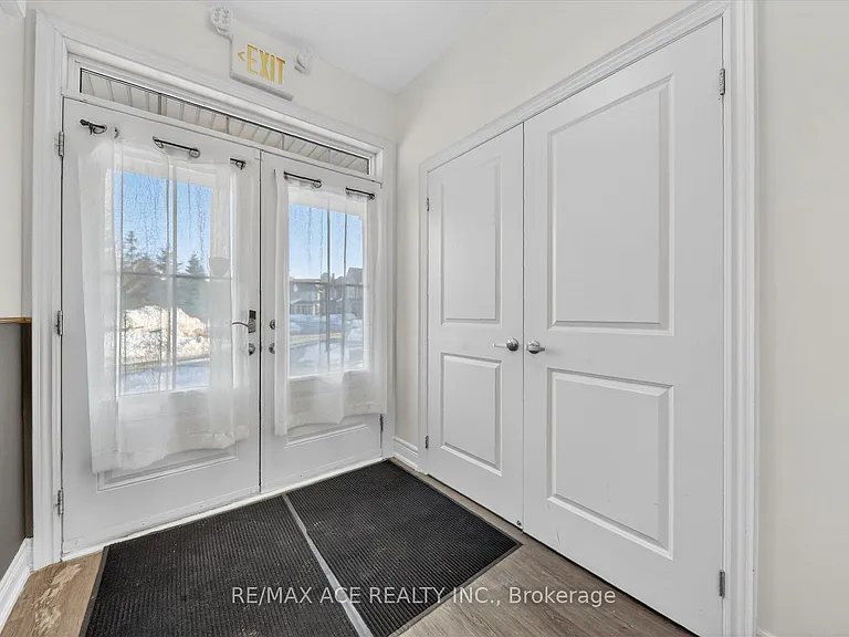 171 Snowbridge Way #26 — Photo 6