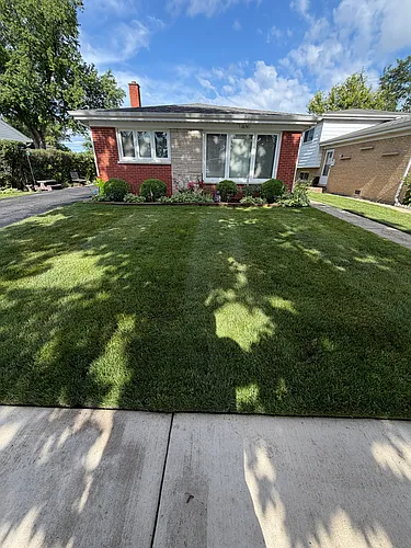 1654 Illinois St Photo 1