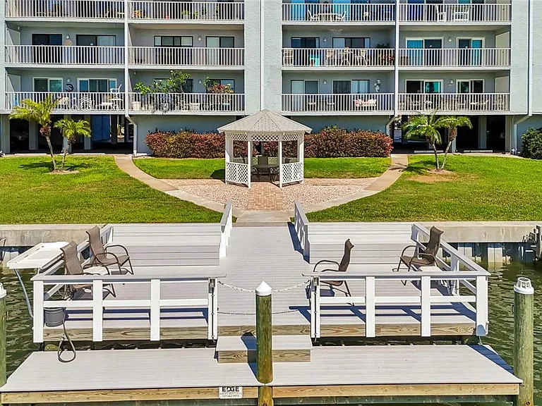719 Pinellas Bayway S #301 — Photo 51