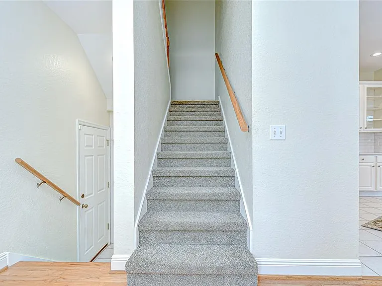113 Bosphorous Ave #5 — Photo 22
