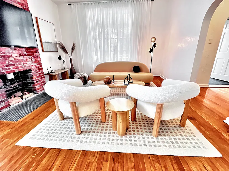 724 Maryland Ave — Photo 3